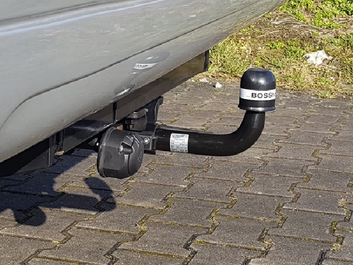 Anhängerkupplung Wohnmobil BOSStow für Ford Transit Flachboden- Bj.2014-, Typ 01 hor. abnehmbar inklusiv Rahmenverlängerung 2000mm